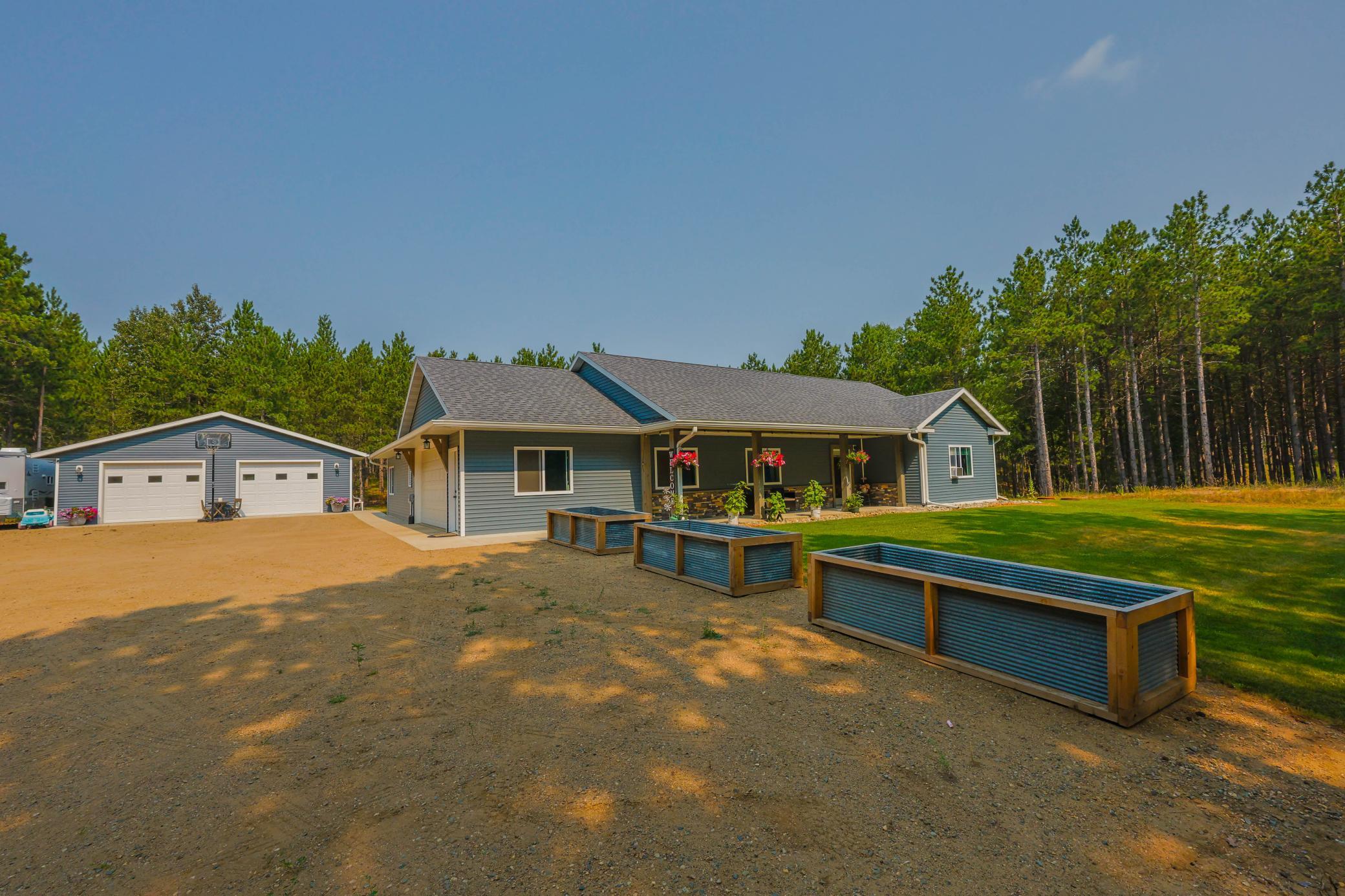 20255 Fairway Trail Property Photo 1