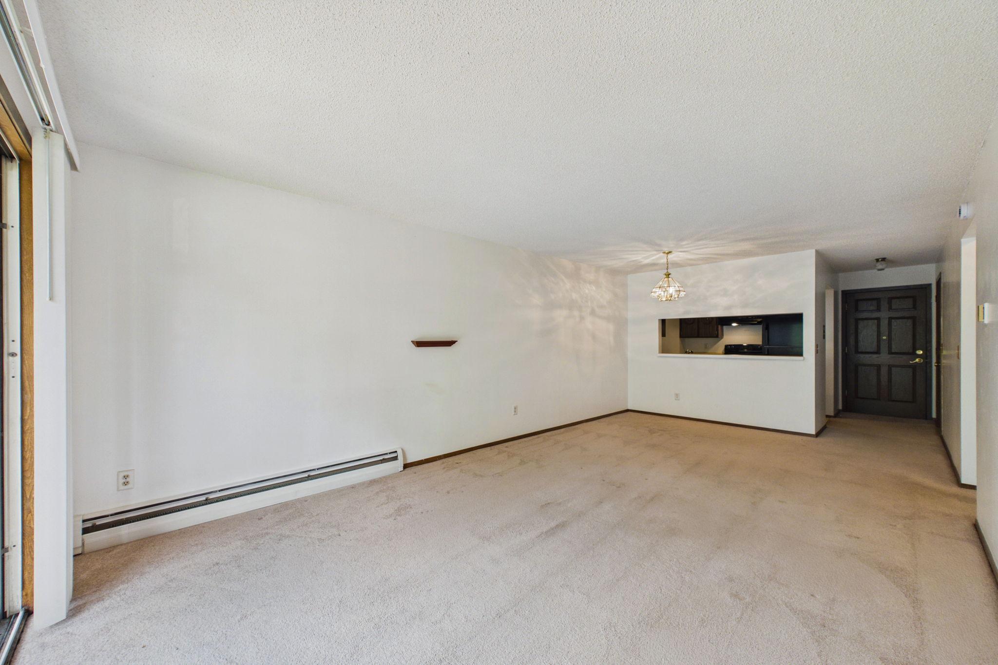 2809 E Minnehaha Parkway 205 Property Photo 2