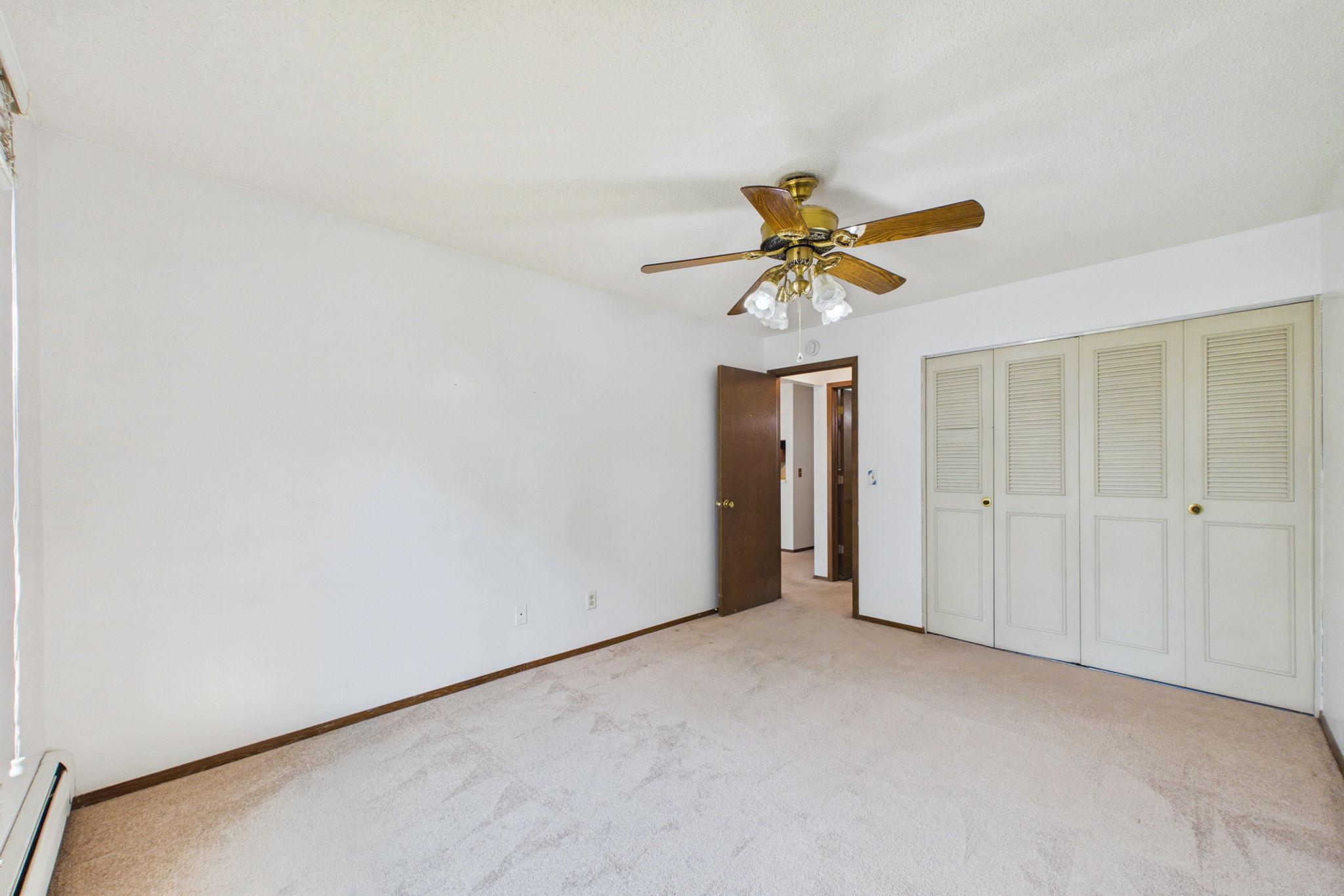 2809 E Minnehaha Parkway 205 Property Photo 7