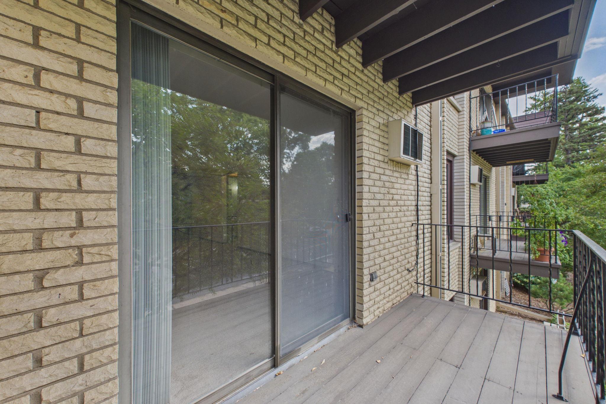 2809 E Minnehaha Parkway 205 Property Photo 11