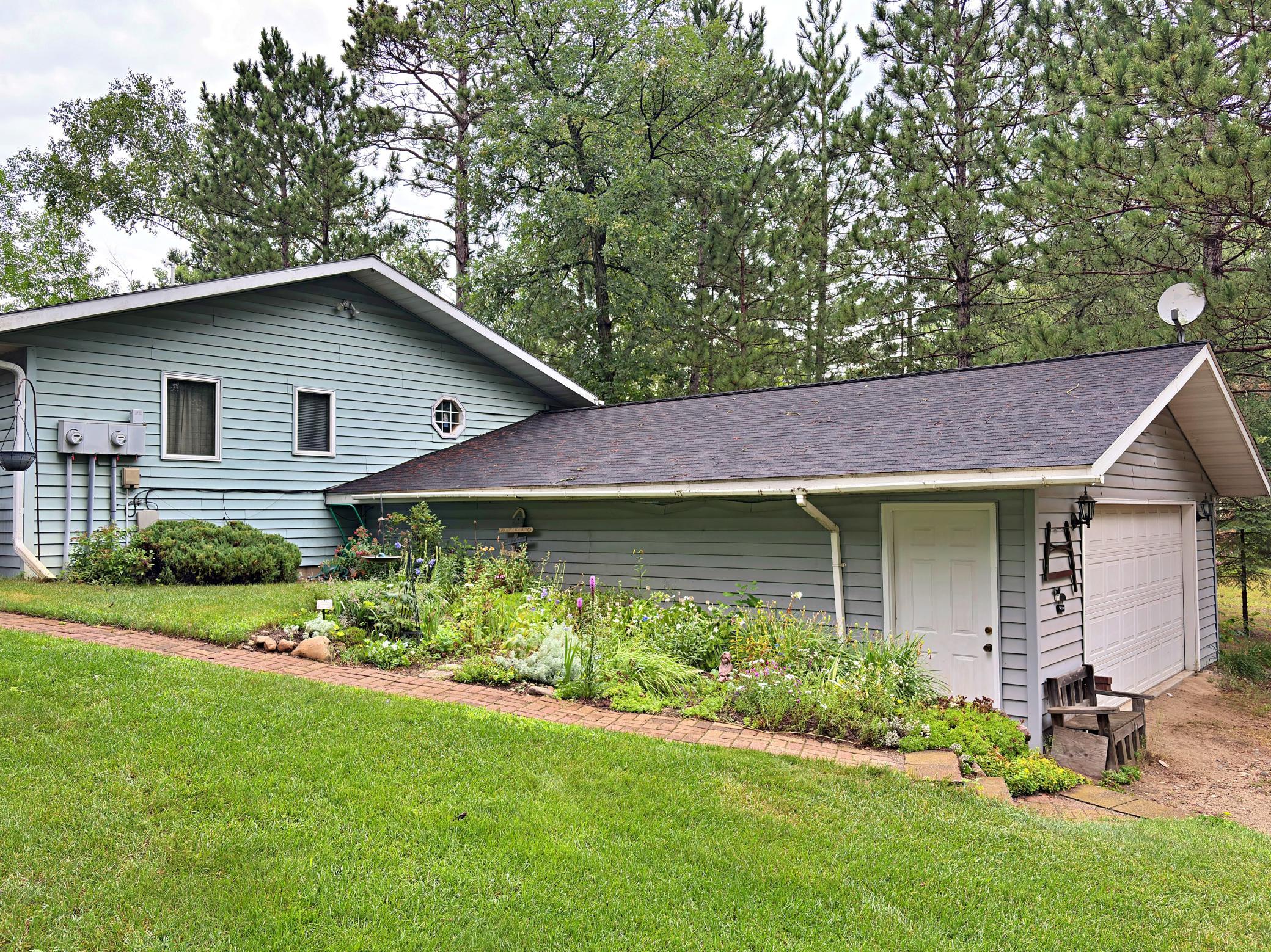 9962 Knotty Pine Drive Property Photo 31