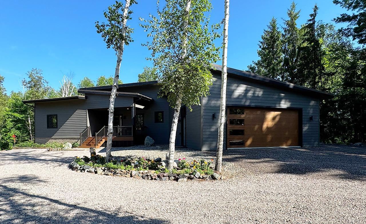 1499 E Miners Drive E Property Photo 2