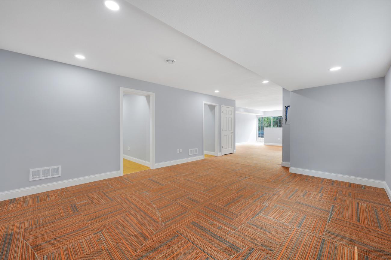 4308 Chicago Avenue Property Photo 8