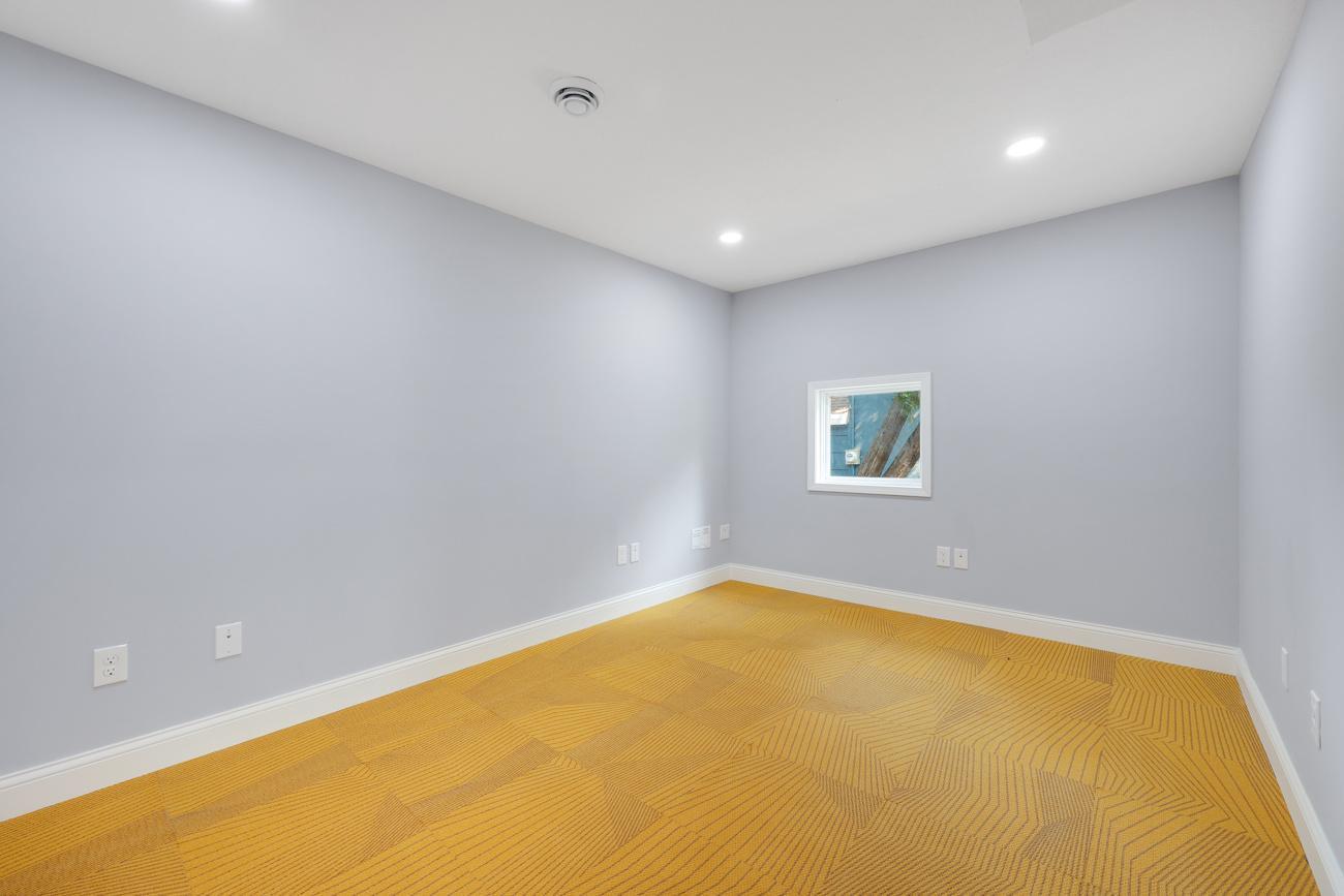 4308 Chicago Avenue Property Photo 9