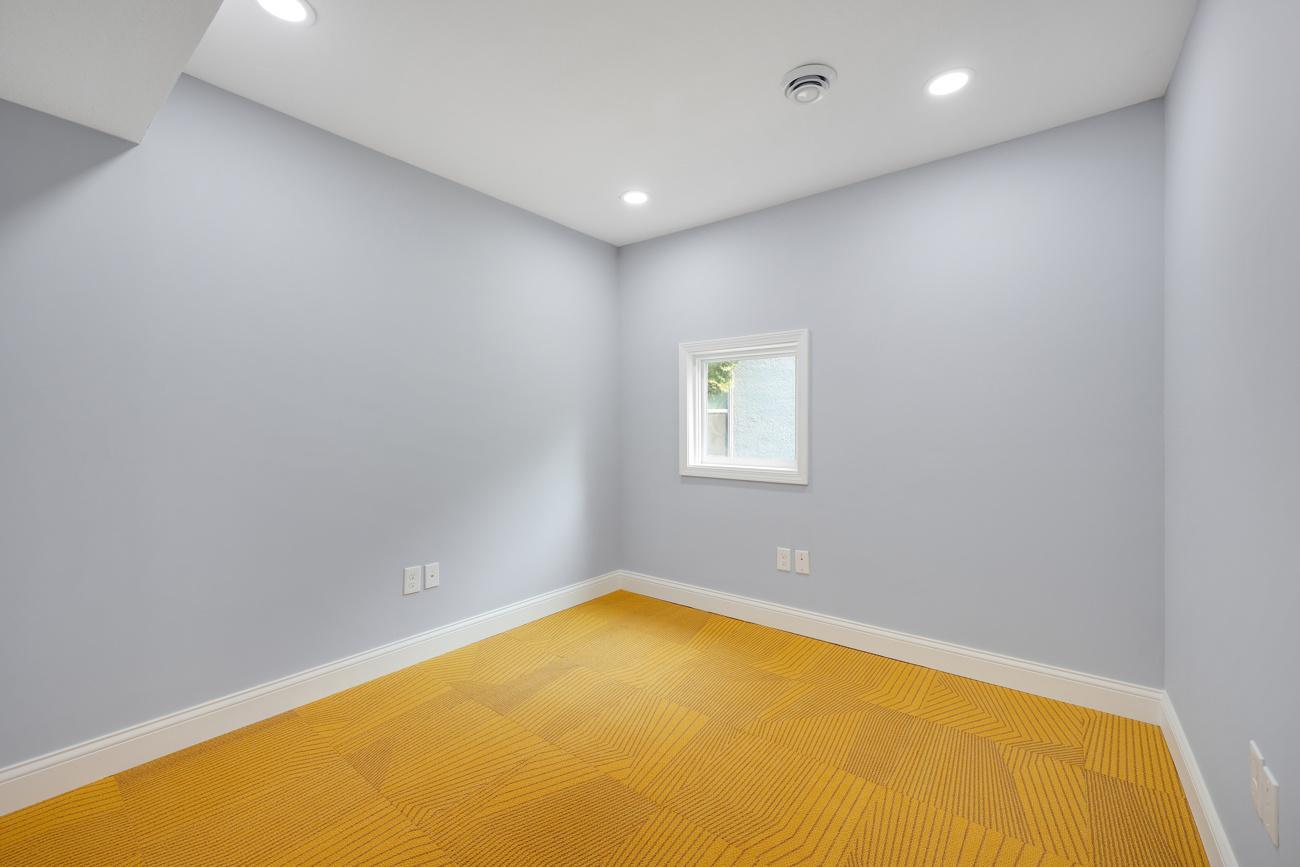 4308 Chicago Avenue Property Photo 10