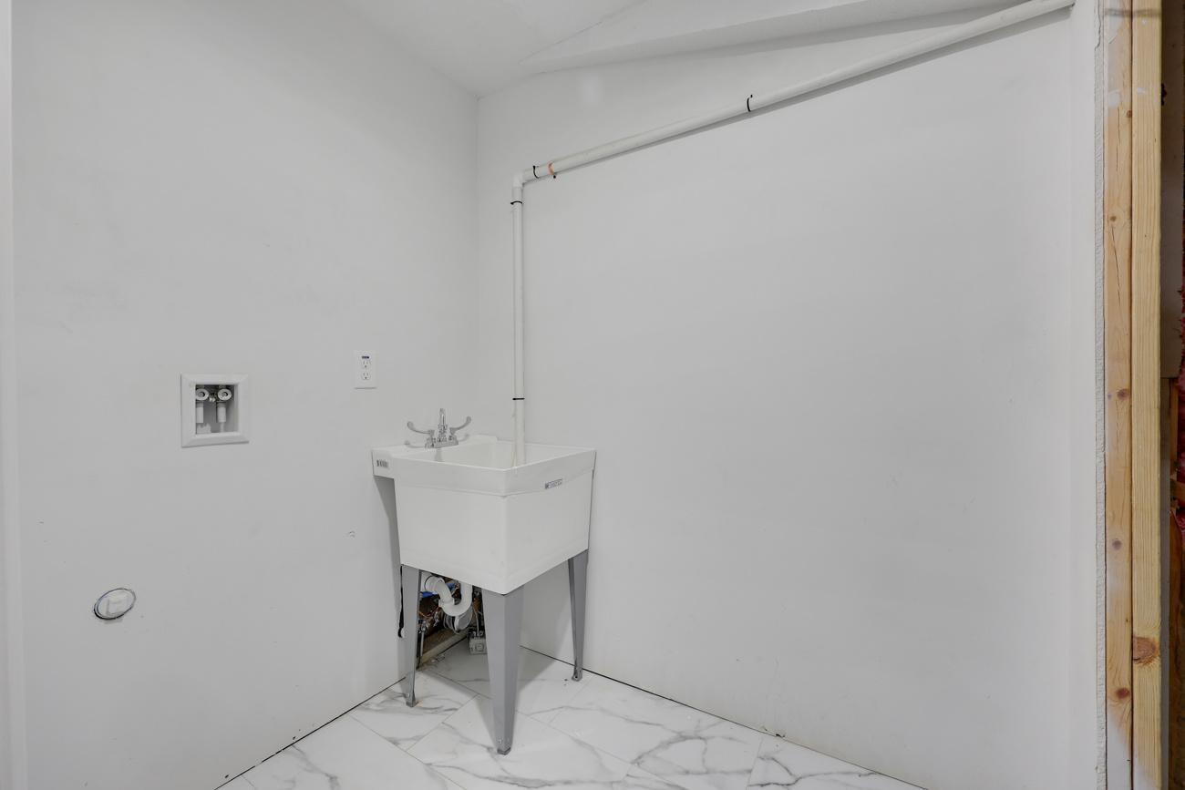 4308 Chicago Avenue Property Photo 25