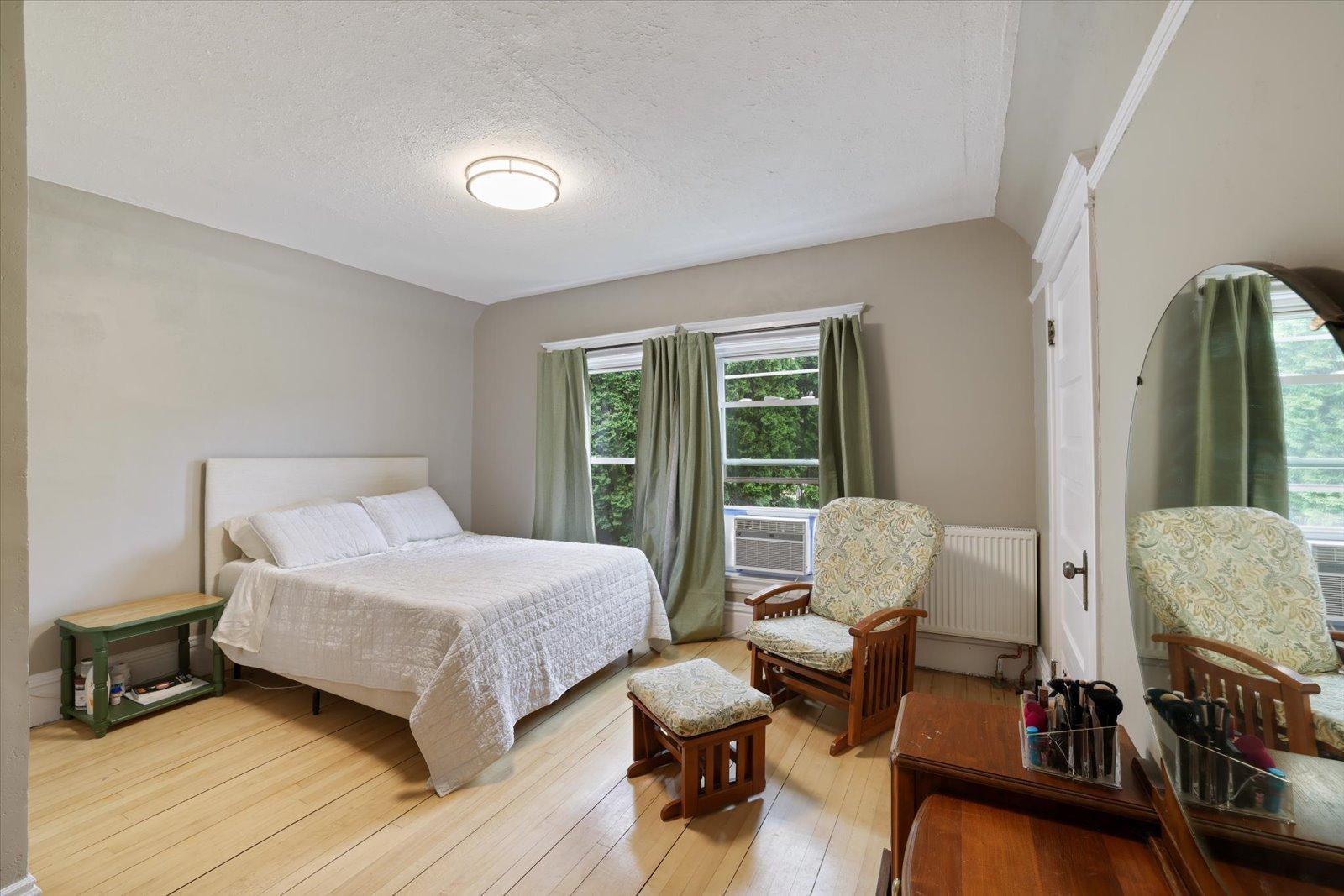 403 Cole Street Property Photo 12