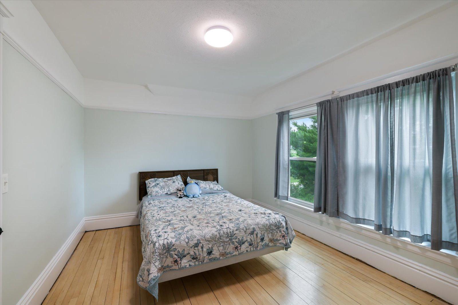 403 Cole Street Property Photo 16