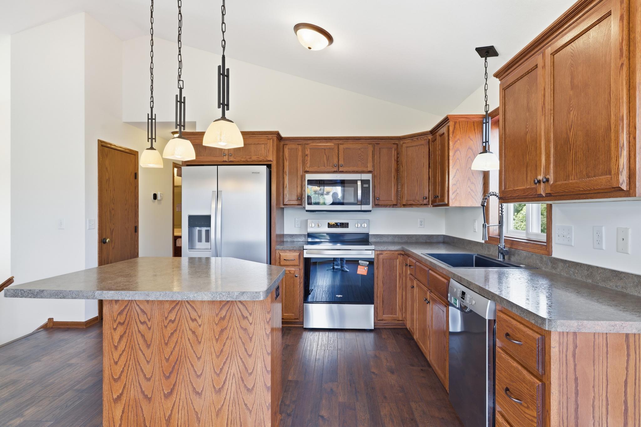 279 Kiso Avenue Property Photo 7