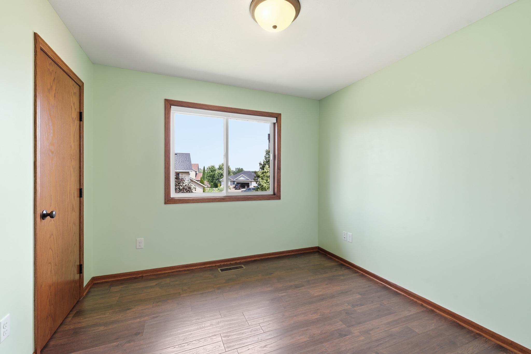 279 Kiso Avenue Property Photo 23