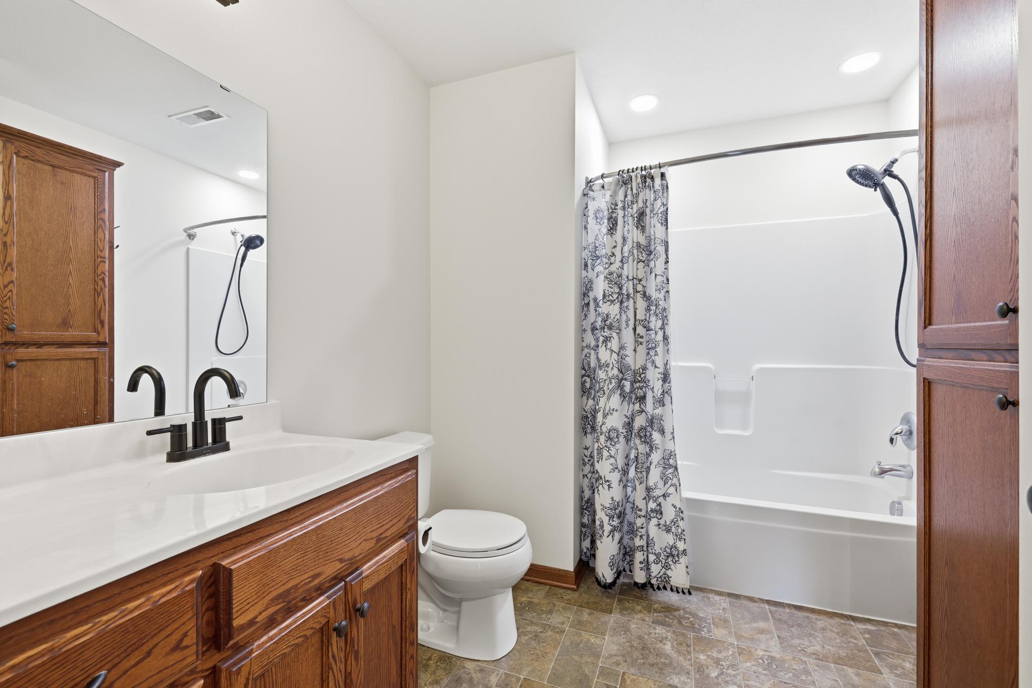 279 Kiso Avenue Property Photo 29