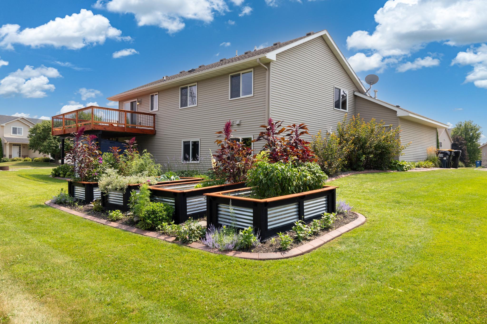 279 Kiso Avenue Property Photo 40