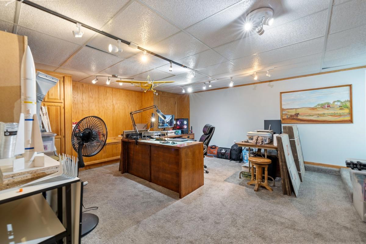 5501 Auto Club Road Property Photo 13