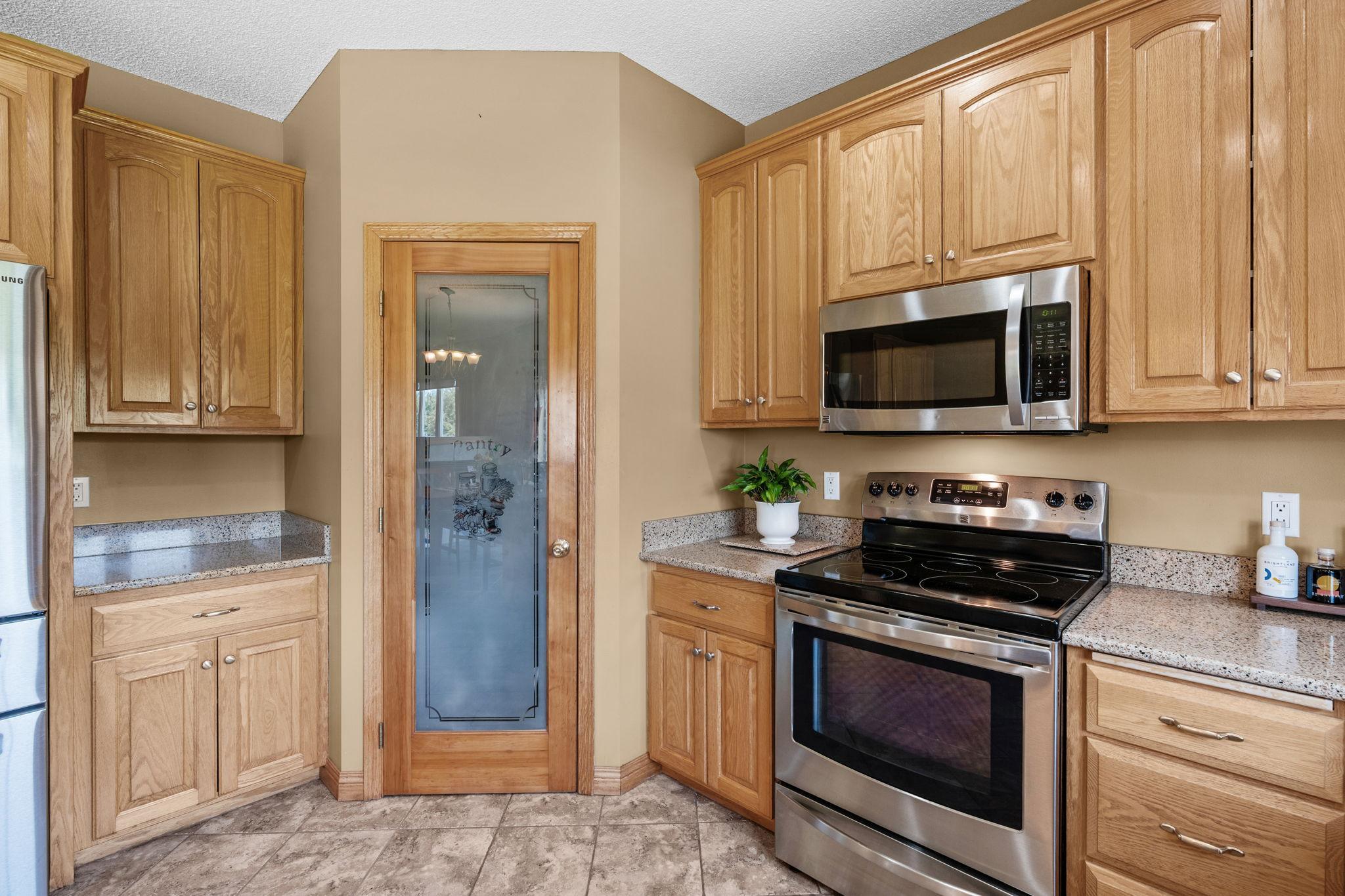1126 Hudson Trail Property Photo 11