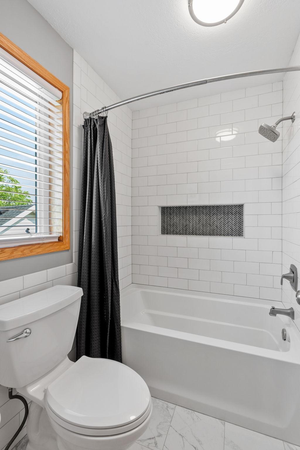 1126 Hudson Trail Property Photo 32