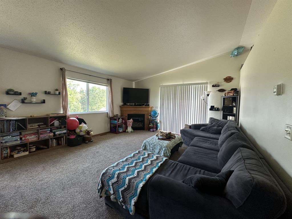 14660 46th Avenue N Property Photo 18