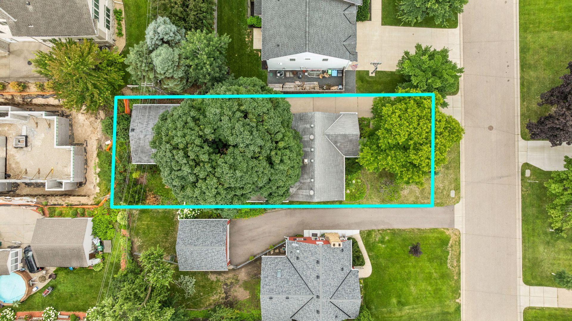 5121 Gorgas Avenue Property Photo 4