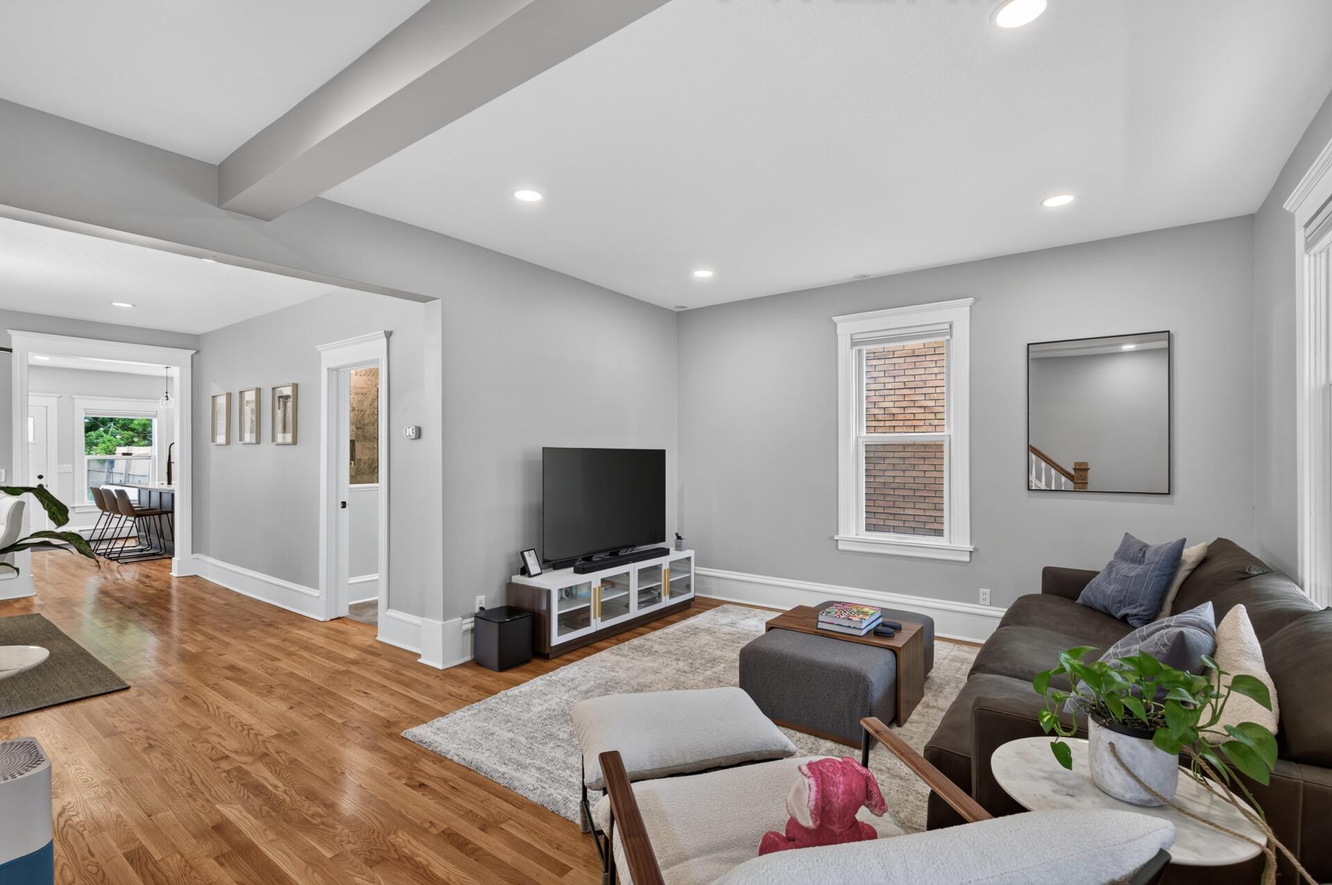 419 2nd Street Ne Property Photo 12