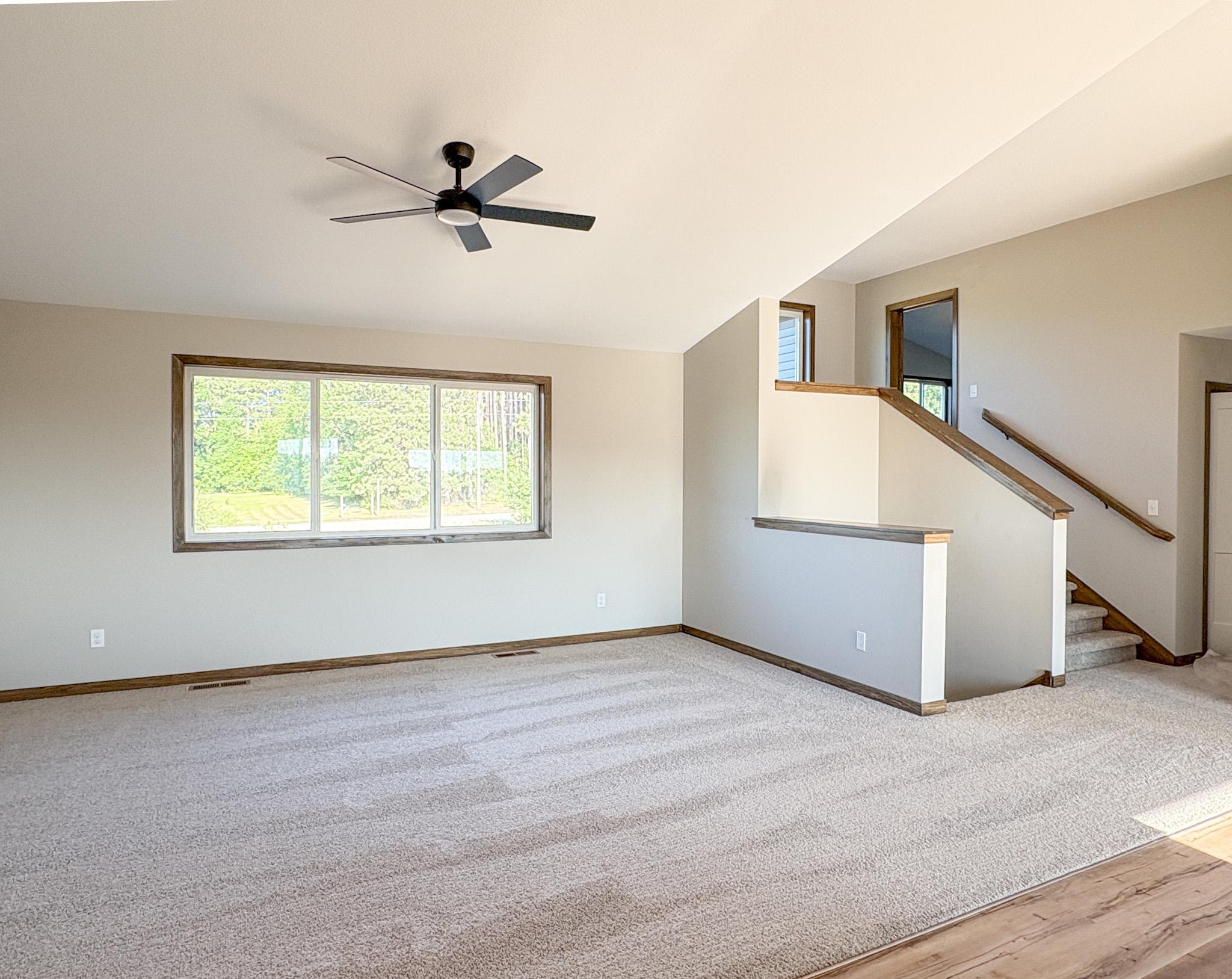 8695 90th Avenue Property Photo 5