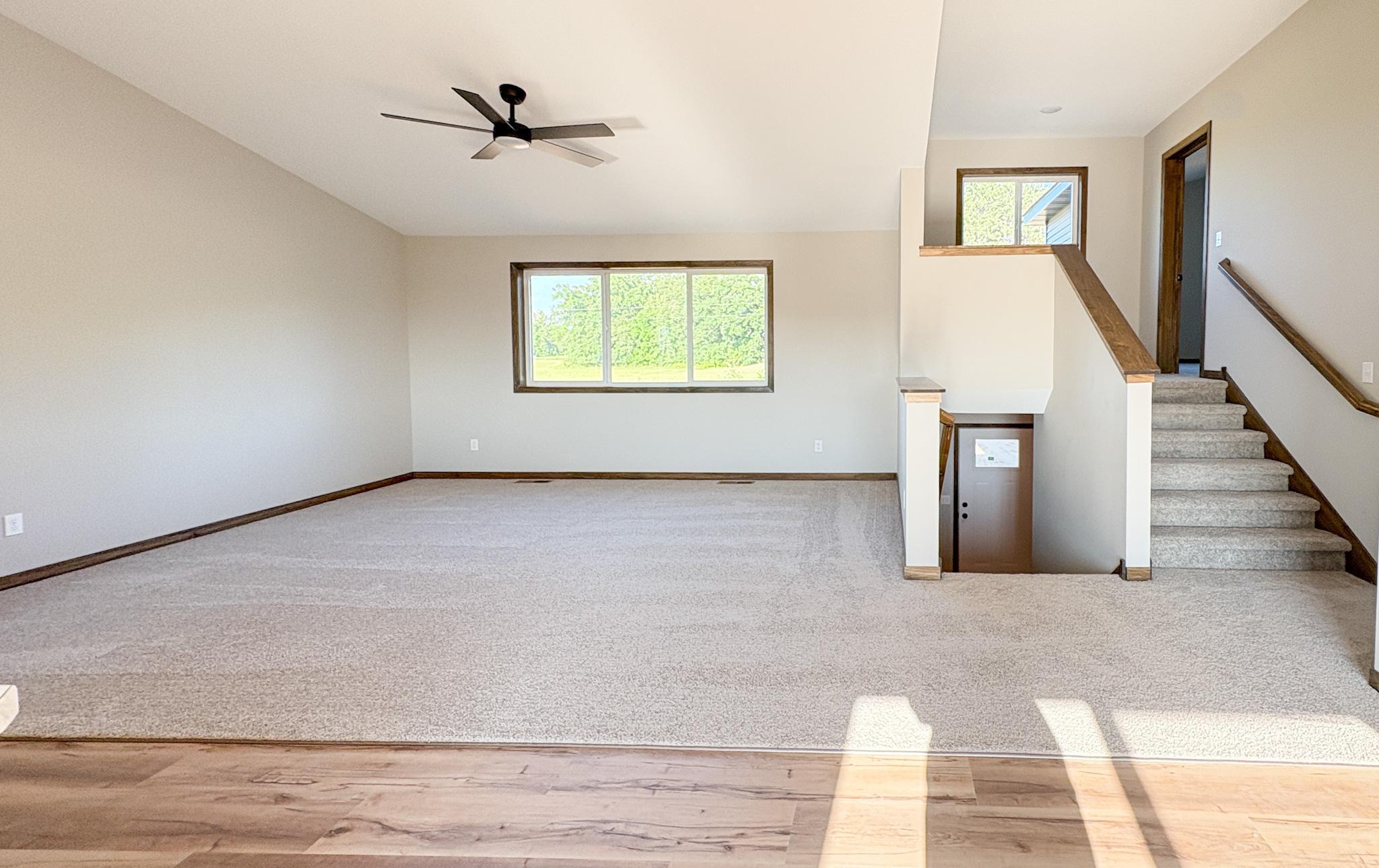 8695 90th Avenue Property Photo 6