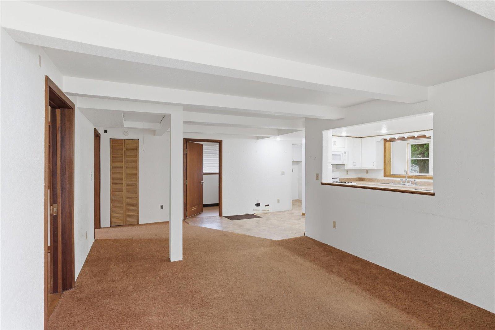 27679 Splithand Road Property Photo 13