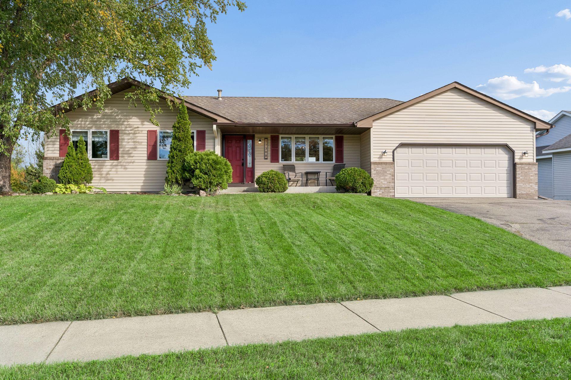 17308 Glencoe Avenue Property Photo 1