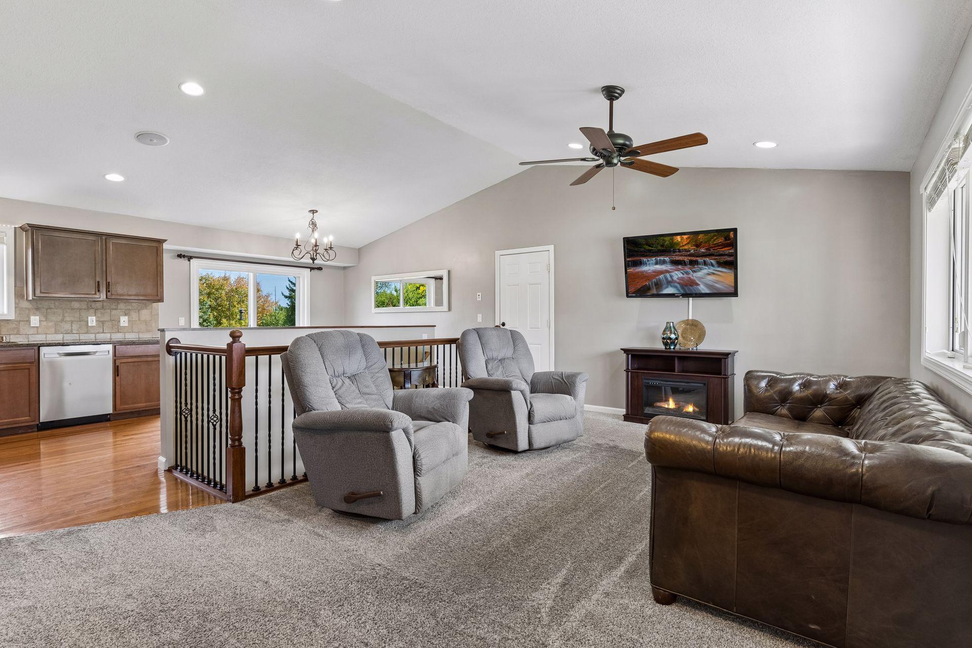 17308 Glencoe Avenue Property Photo 4