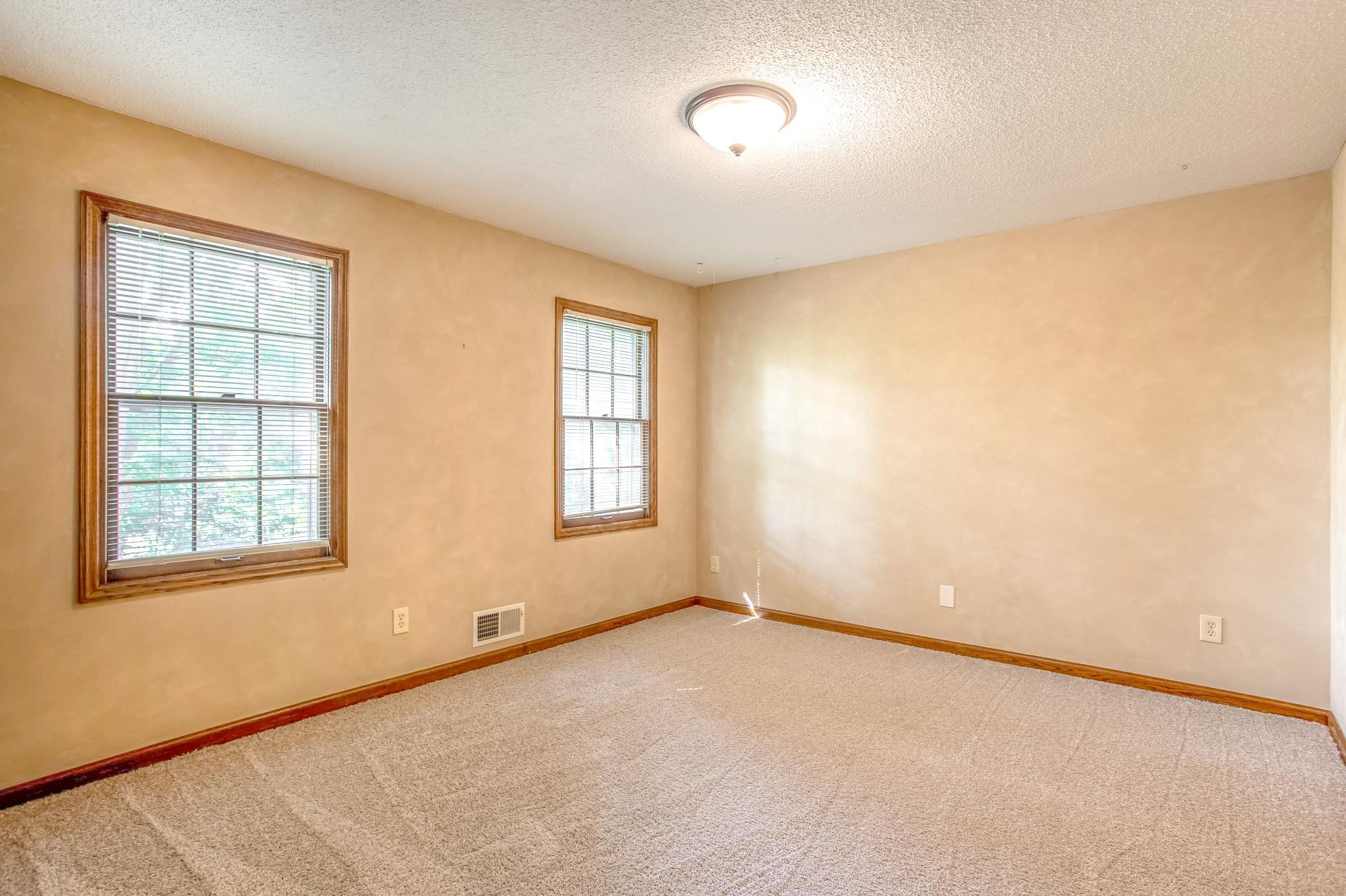 11905 26th Avenue N Property Photo 28