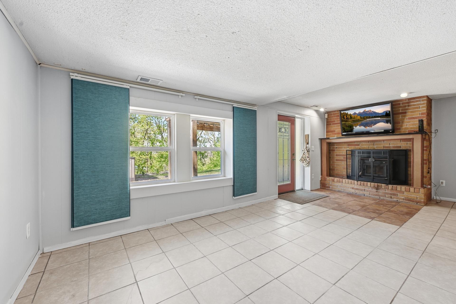 71 B Street Property Photo 39