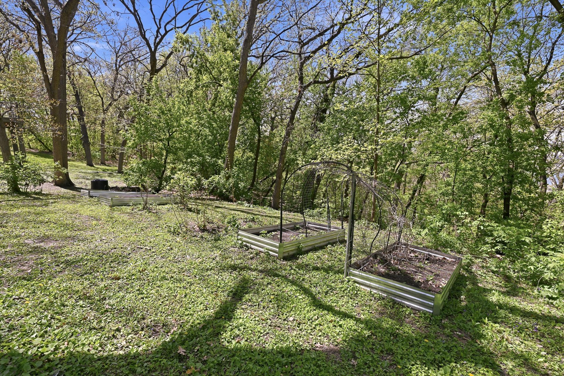 71 B Street Property Photo 43