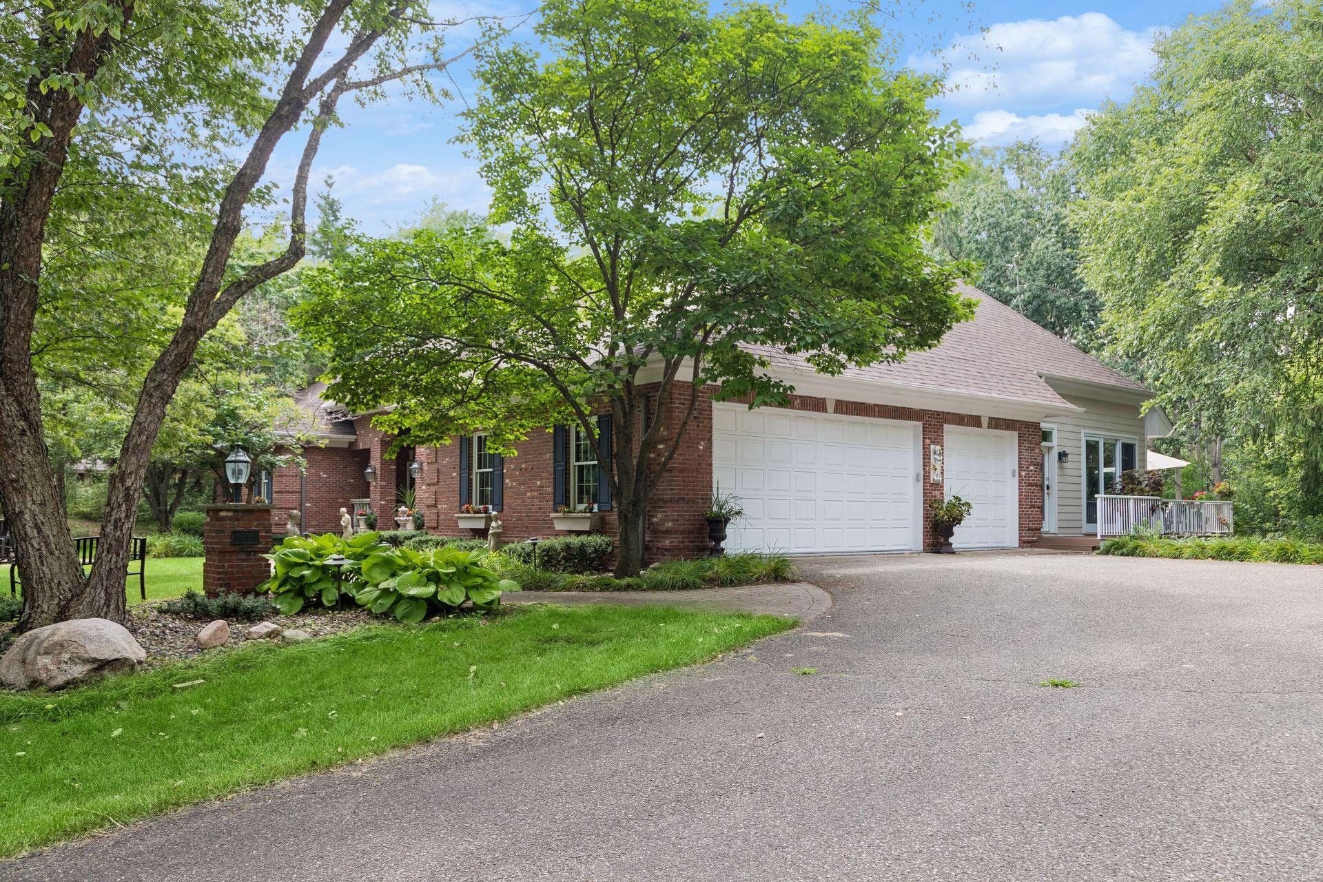 1959 Pine Ridge Drive Property Photo 3