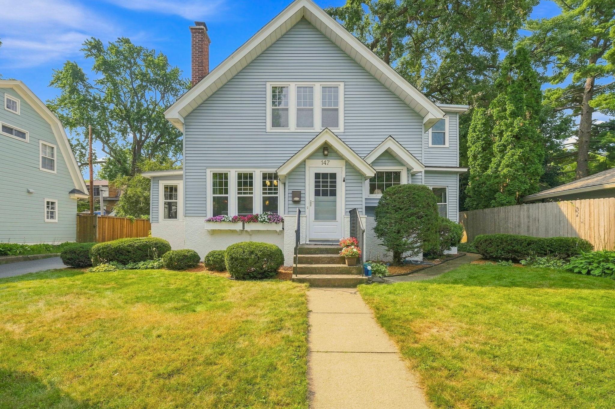 147 W 48th Street Property Photo 1
