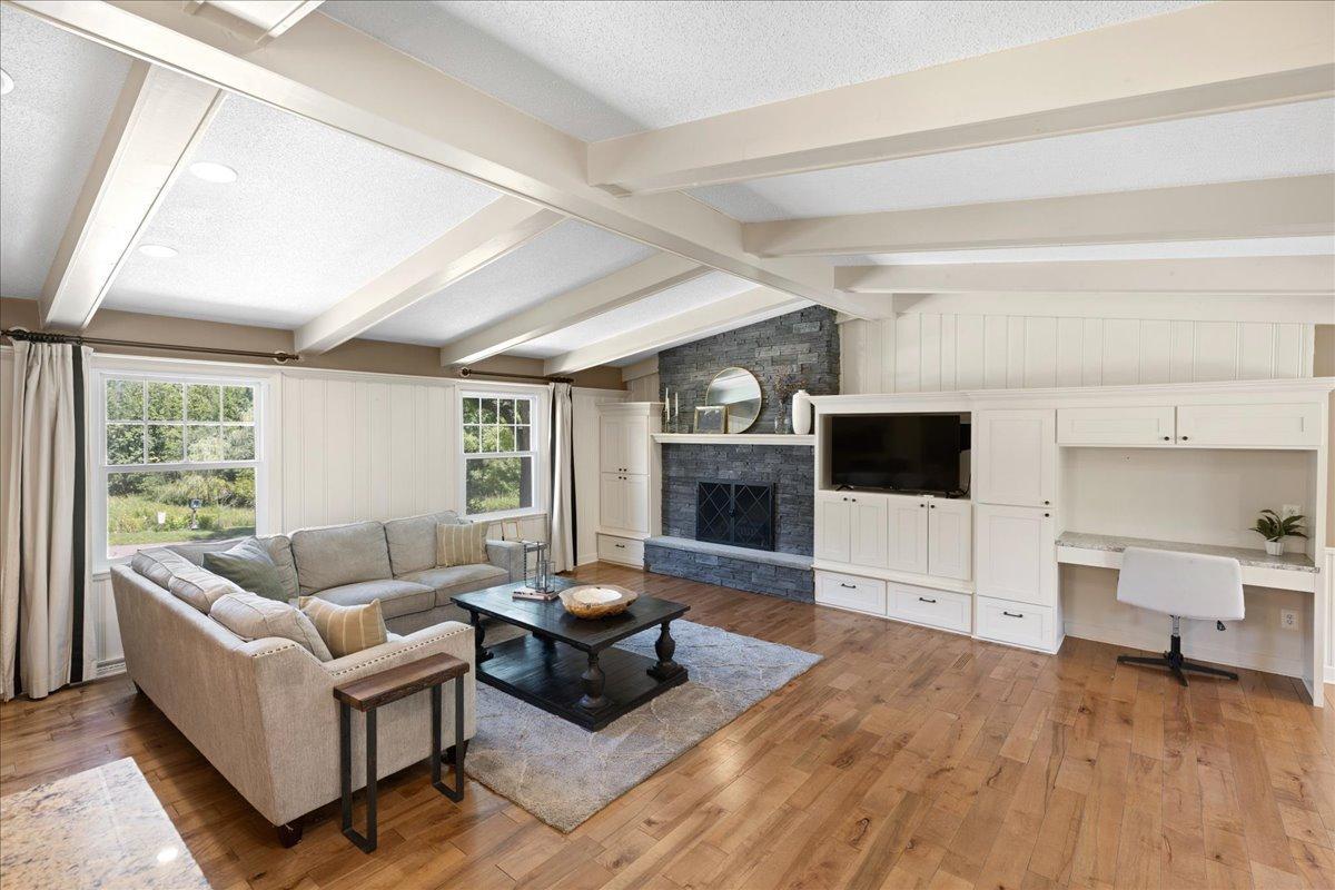 13529 Larkin Drive Property Photo 3