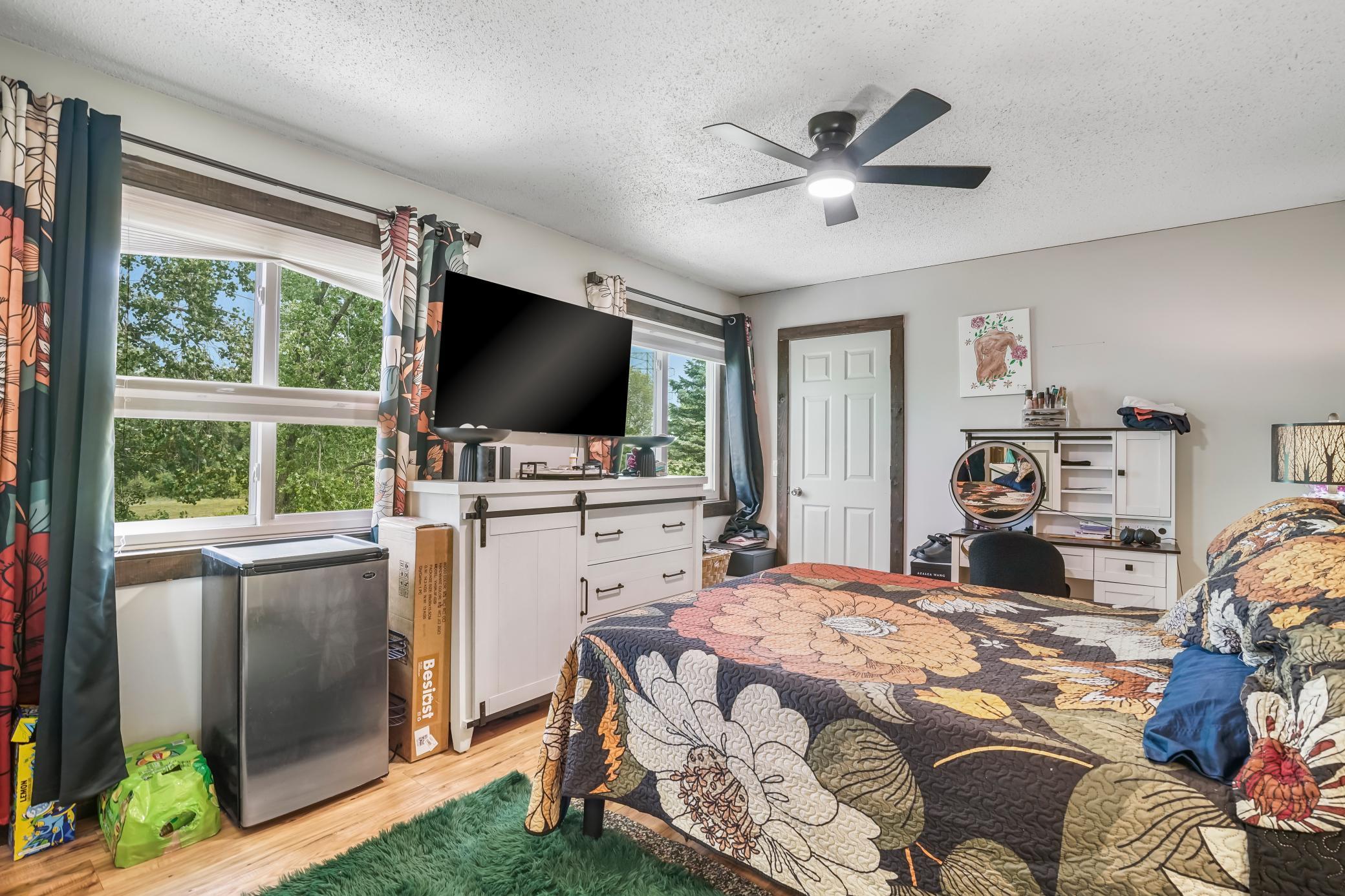 2477 Brenner Avenue E Property Photo 15