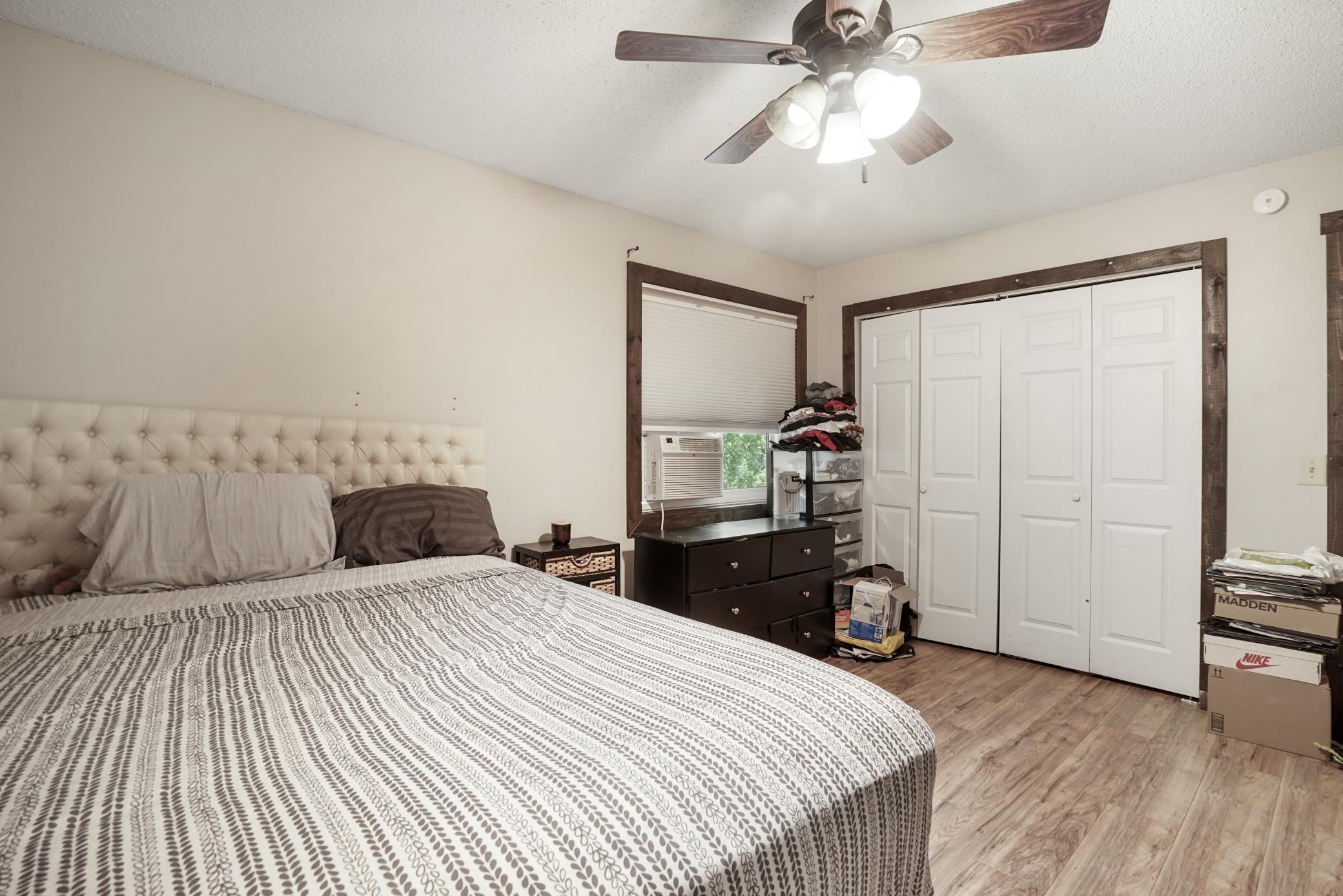 2477 Brenner Avenue E Property Photo 20
