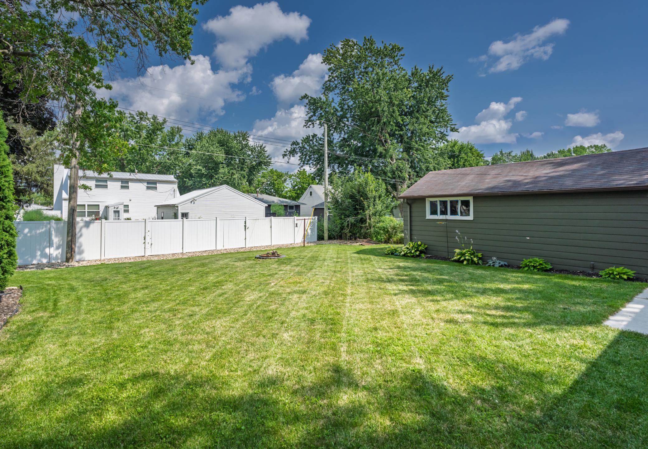 1360 9th Avenue Se Property Photo 5
