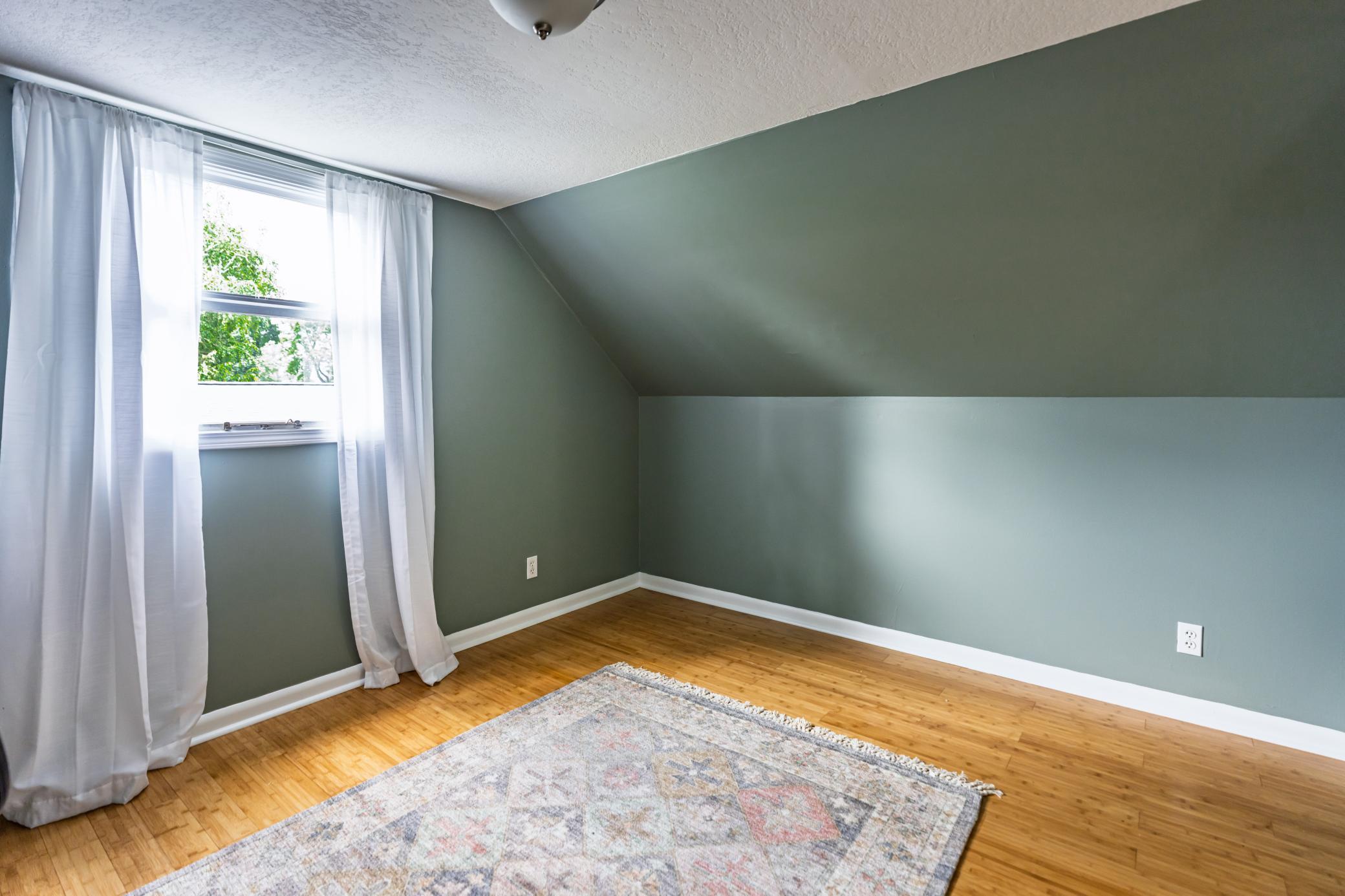 1360 9th Avenue Se Property Photo 15
