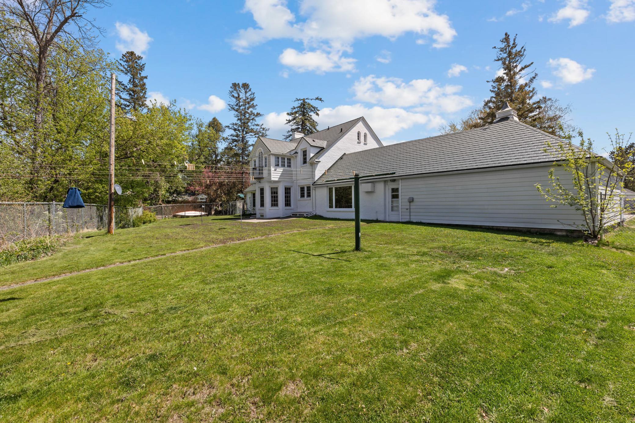 415 Bluff Avenue Property Photo 7