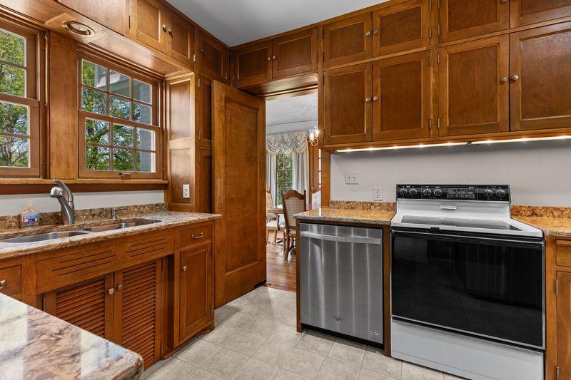 415 Bluff Avenue Property Photo 23