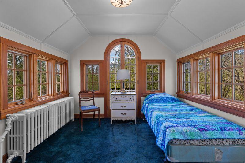 415 Bluff Avenue Property Photo 36
