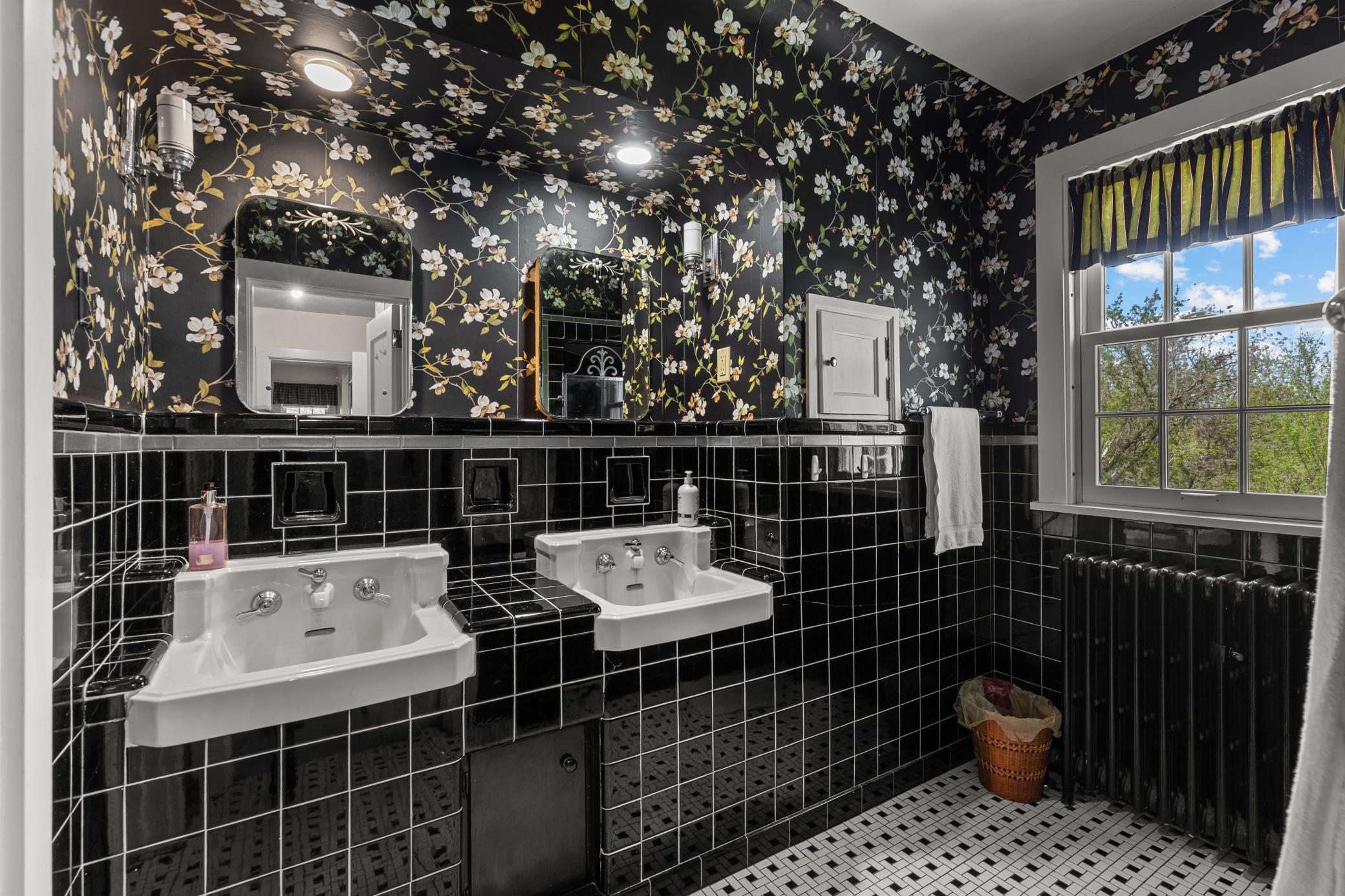 415 Bluff Avenue Property Photo 38