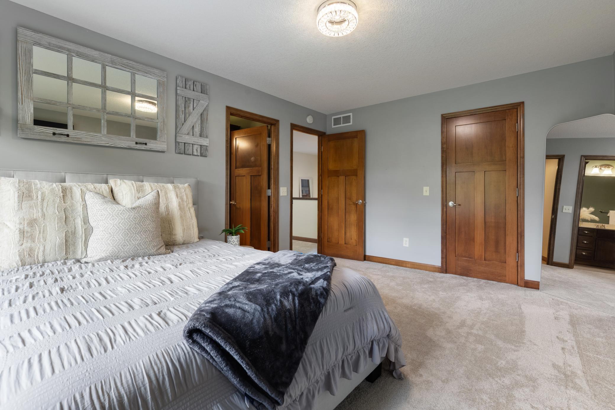 1752 Carriage Drive Property Photo 26