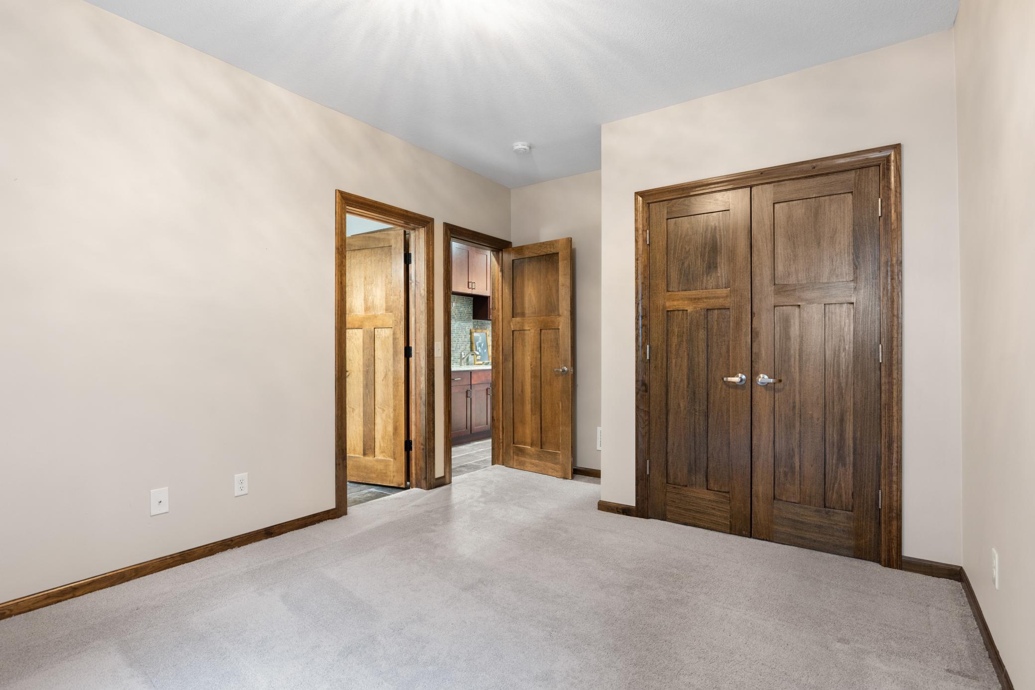 1752 Carriage Drive Property Photo 39