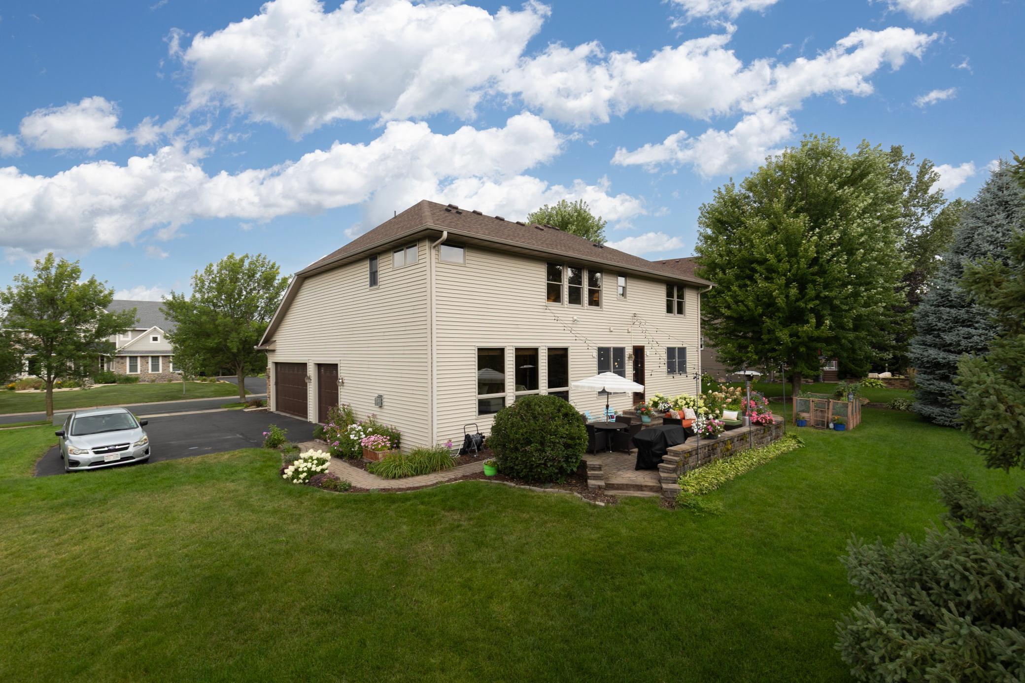 1752 Carriage Drive Property Photo 42
