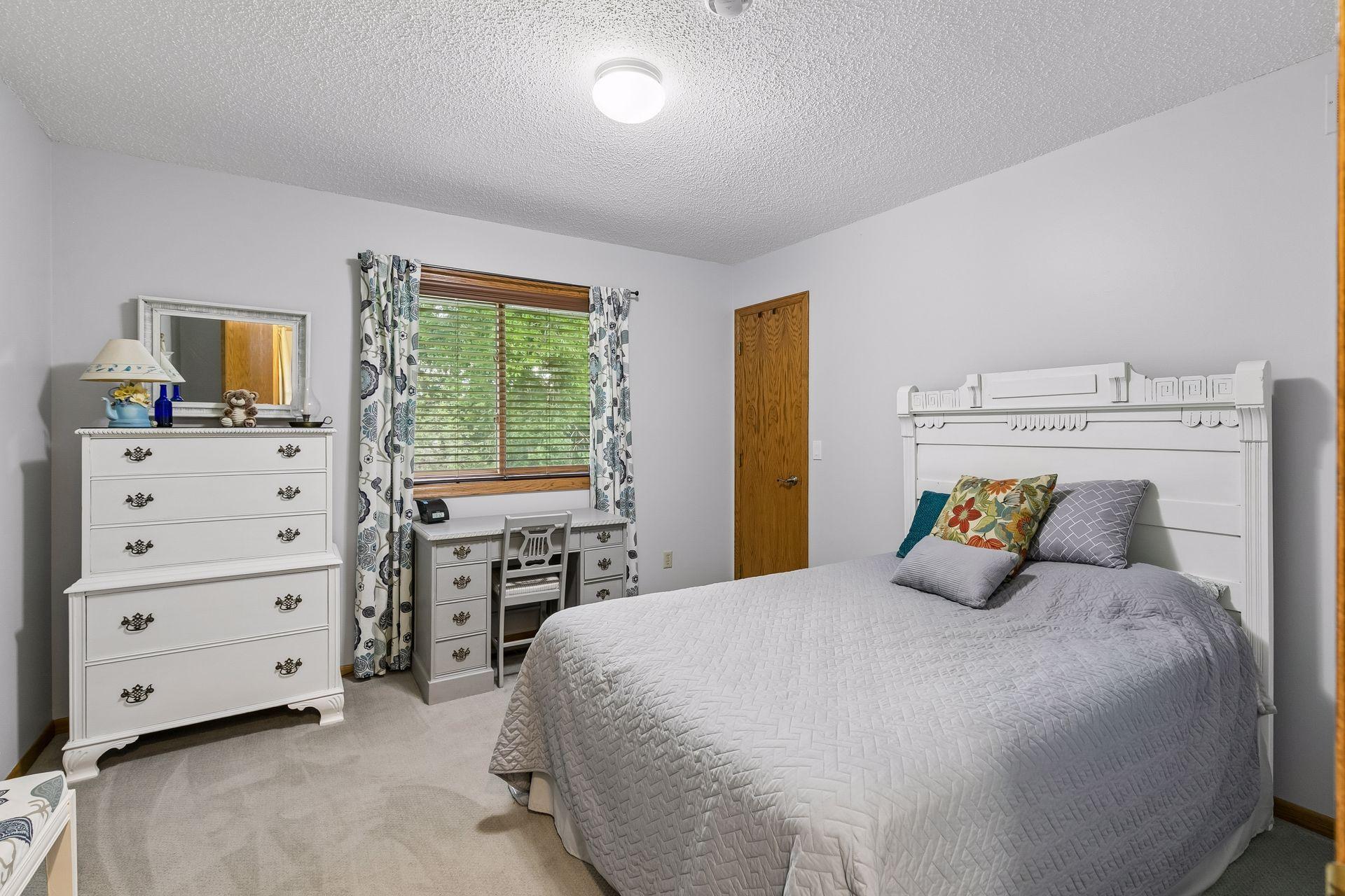 14835 Natchez Avenue Property Photo 15