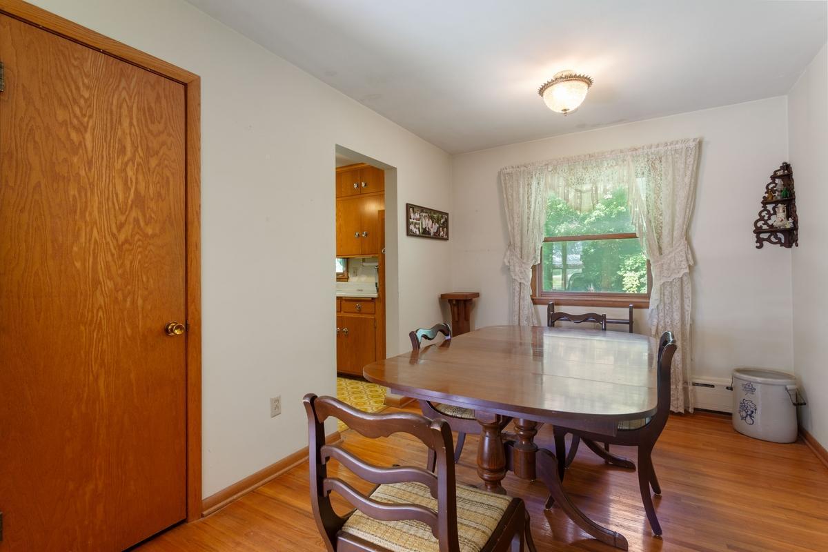 3275 Gabler Avenue Se Property Photo 6