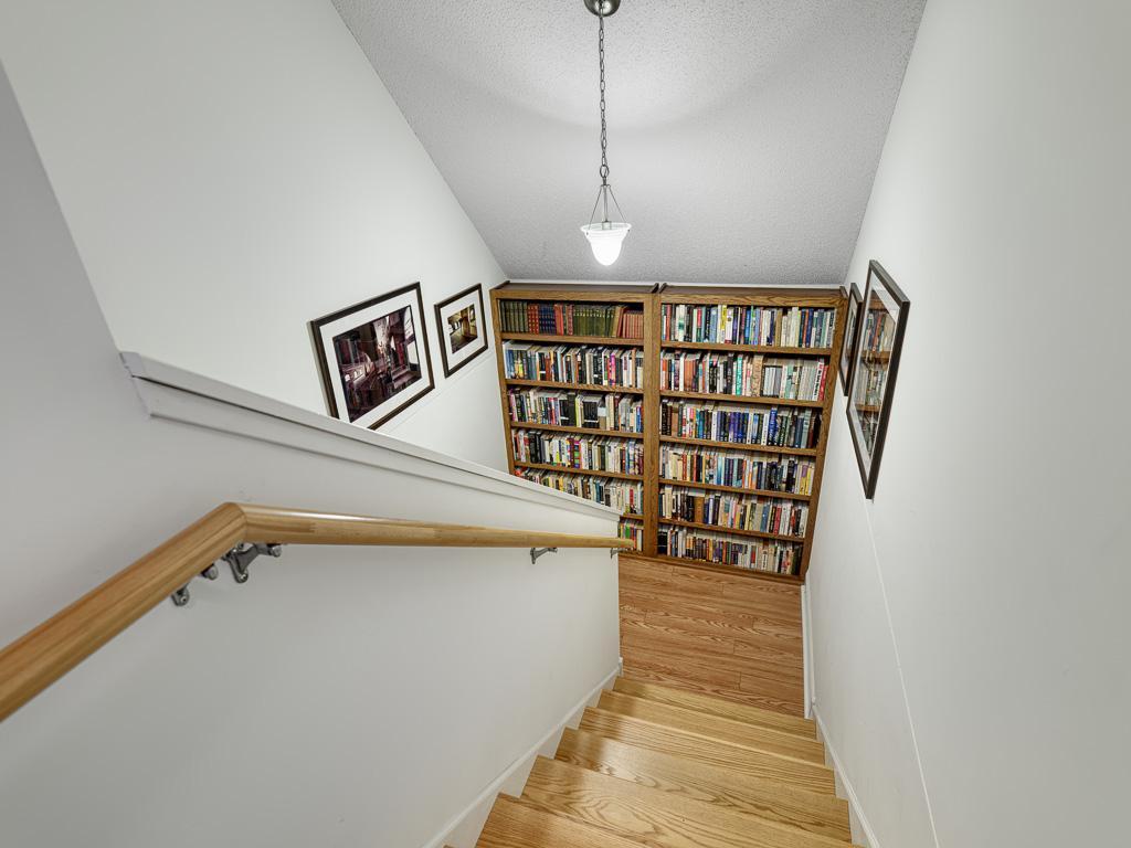 406 Duke Street Property Photo 13