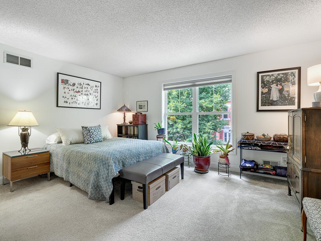 406 Duke Street Property Photo 15
