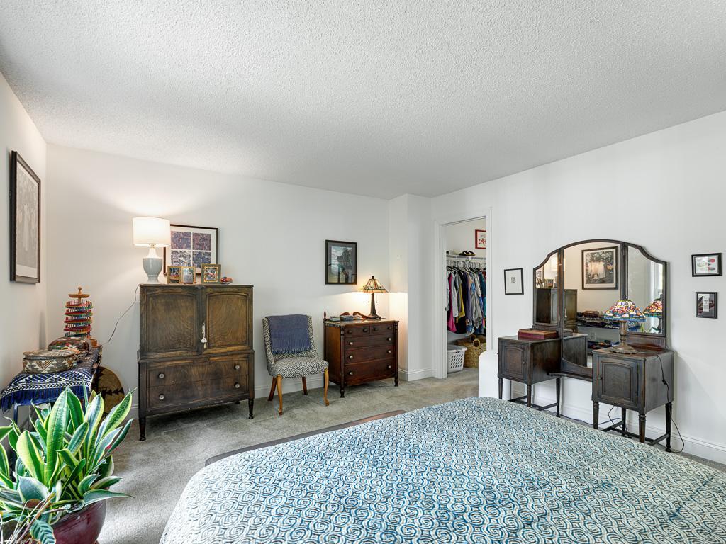 406 Duke Street Property Photo 16