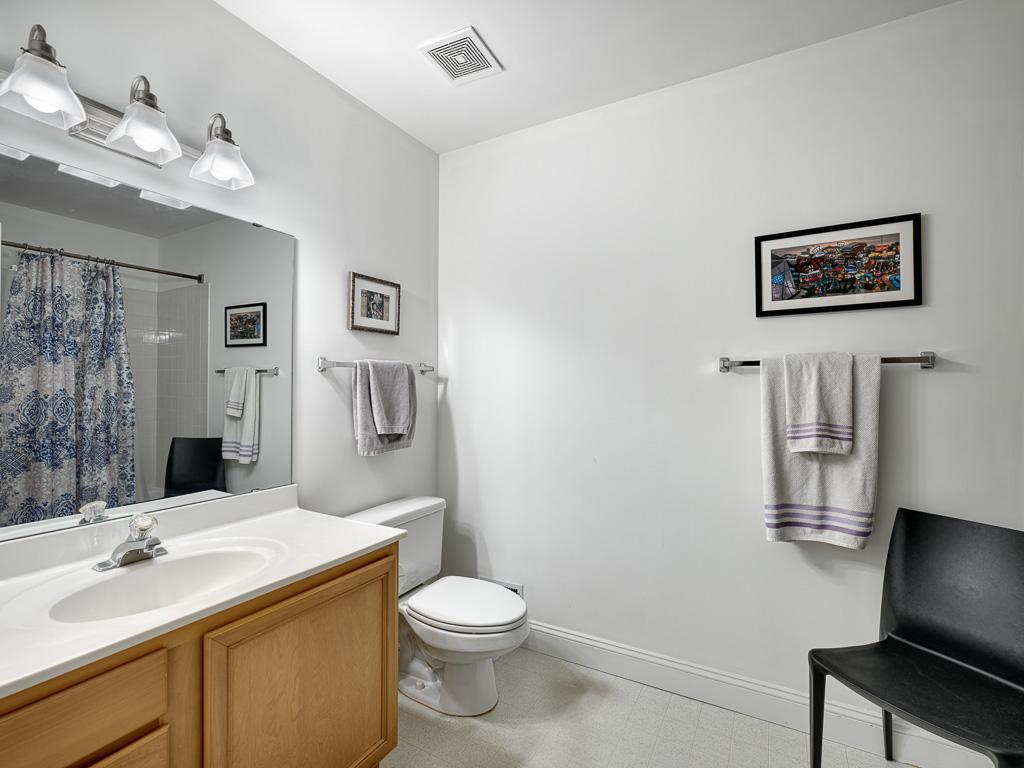 406 Duke Street Property Photo 17